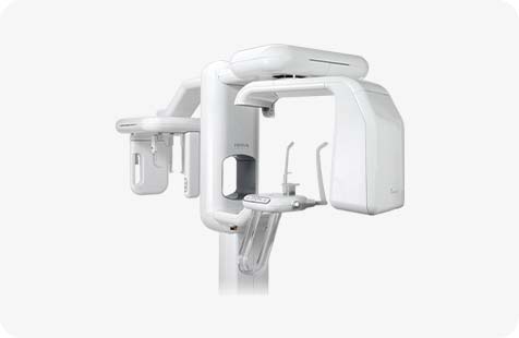 저선량 3D CT 고해상도 진단으로 환자 맞춤형 임플란트 계획을 수립하는 영도 편한치과 디지털 시스템